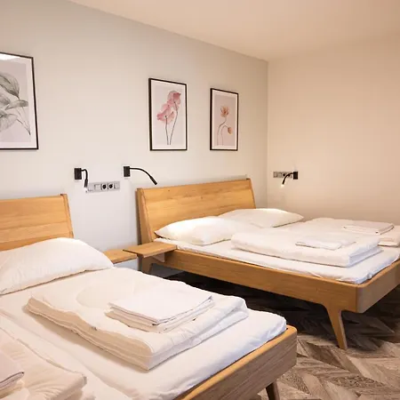 Hostel Art & Dvur Kralove nad Labem
