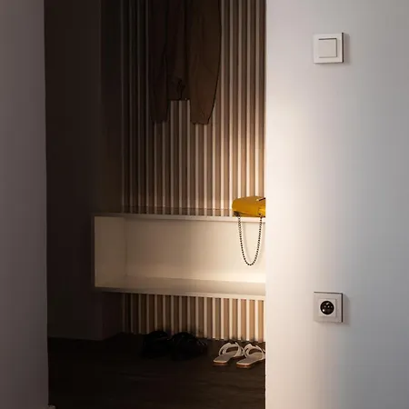 Art & Хостел Двур-Кралове-над-Лабем