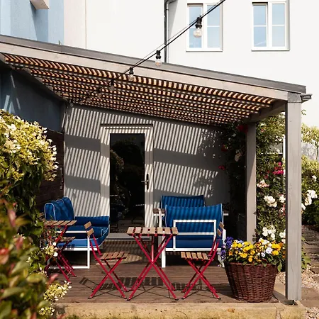 Art & Хостел Двур-Кралове-над-Лабем