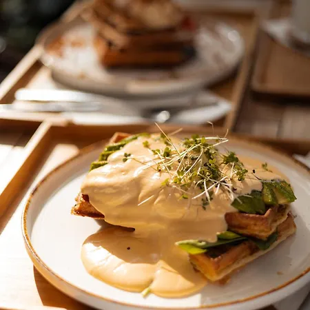 Art & * Двур-Кралове-над-Лабем